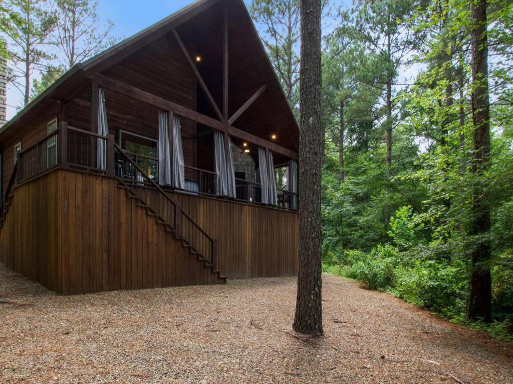 Stunning Luxury Cabin W Hot Tub And Fire Pit Holy Shiplap Is Perfect Romantic Couples Getaway Broken Bow Ngoại thất bức ảnh